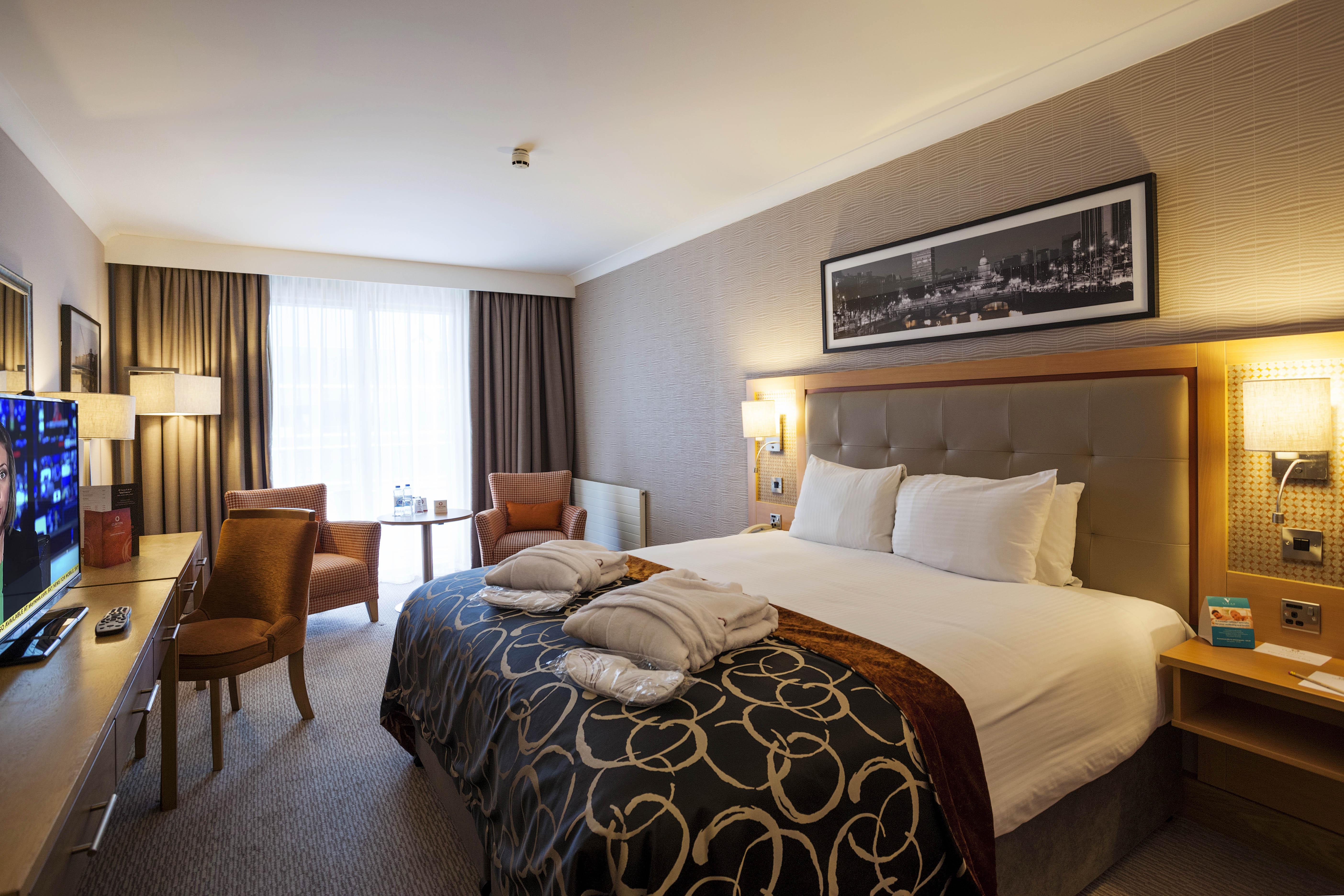 Clayton Hotel Cardiff Lane — Zdjęcia 1